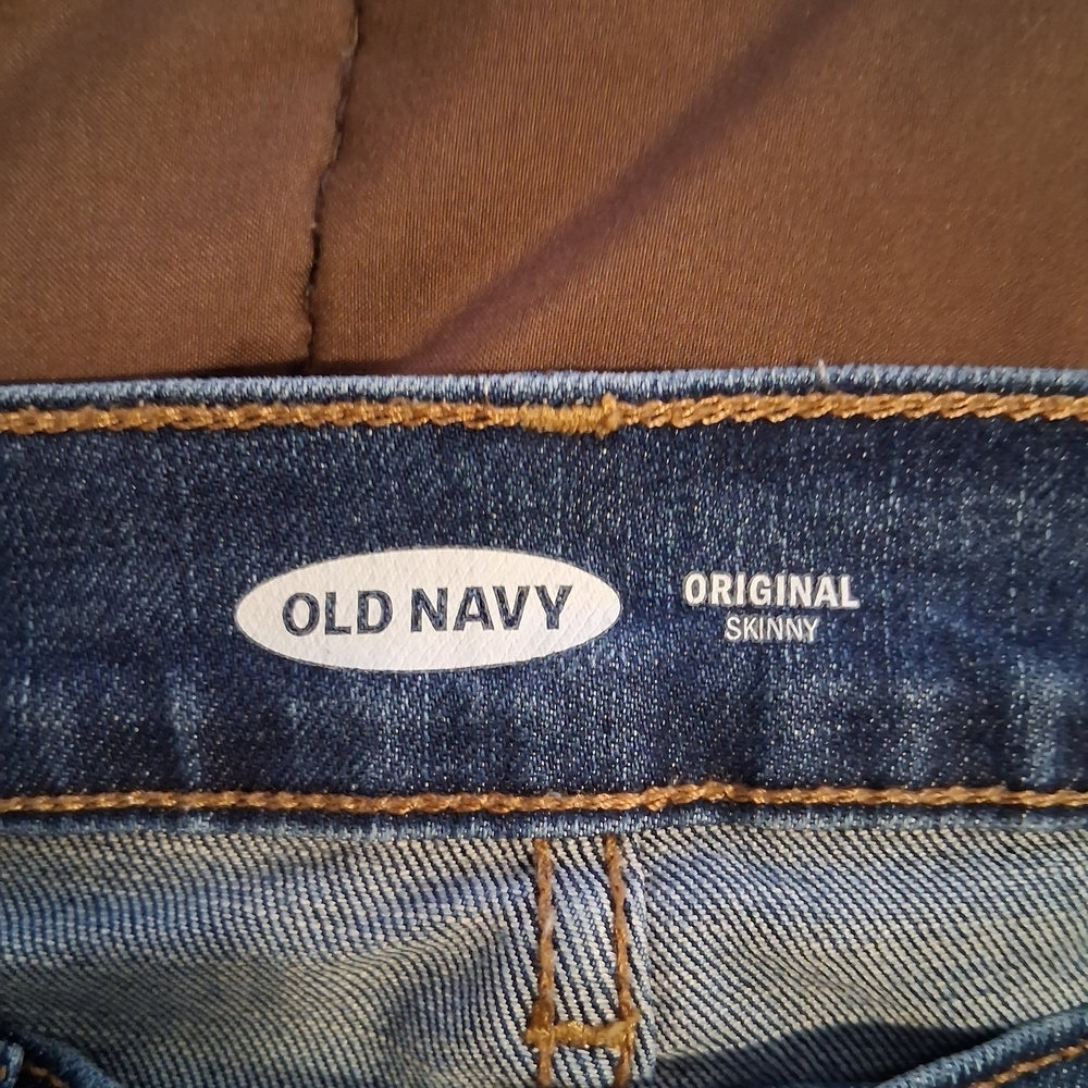 Old Navy Dark Blue Womans Origanal Skinny Jeans - Picture 5 of 6